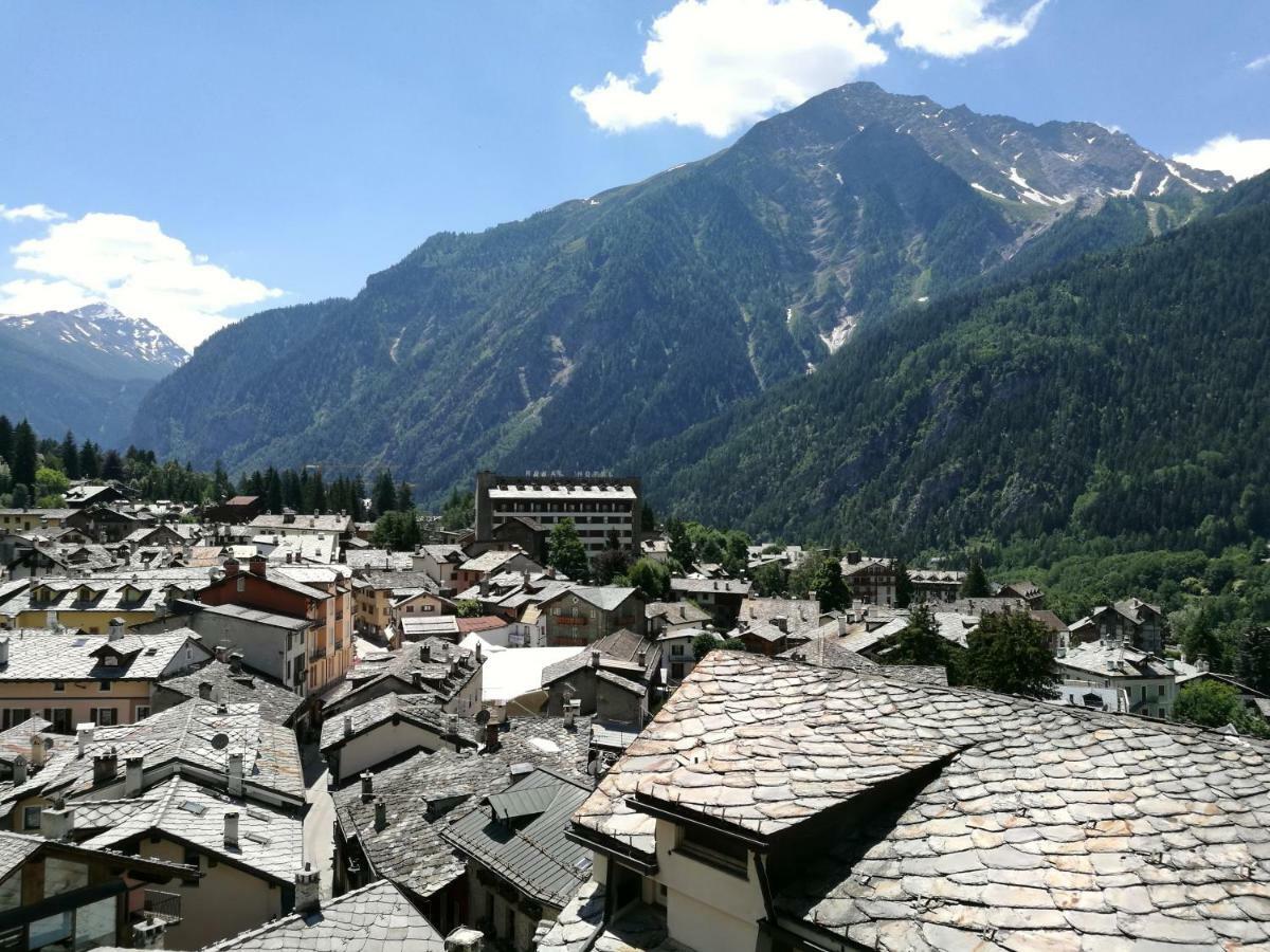 L'Atelier Du Temps - Hemmet Apartment Courmayeur Exterior photo
